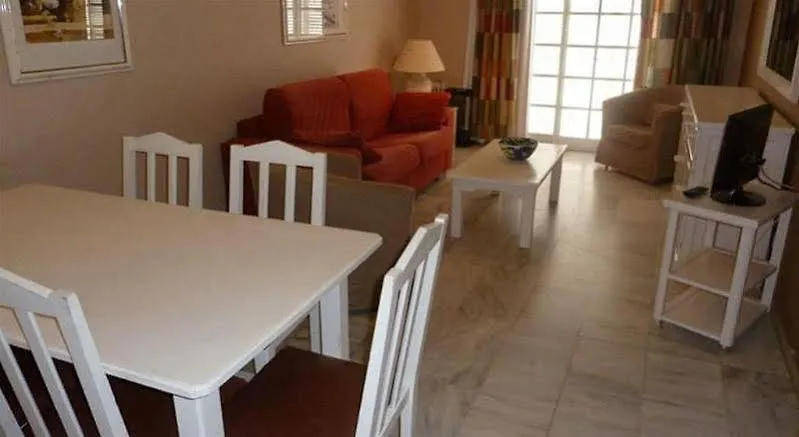 Apartamentos Pueblo Quinta Dos Torremolinos 0*,  Spain